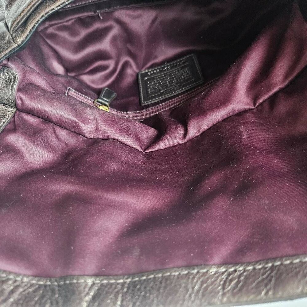 Coach Ashley Crimson metallic leather crossbody bag. - Picture 6 of 9